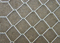 9 Gauge X 2 &quot;Chain Link Fence Fabric วัสดุชุบสังกะสีสำหรับสนามเทนนิส